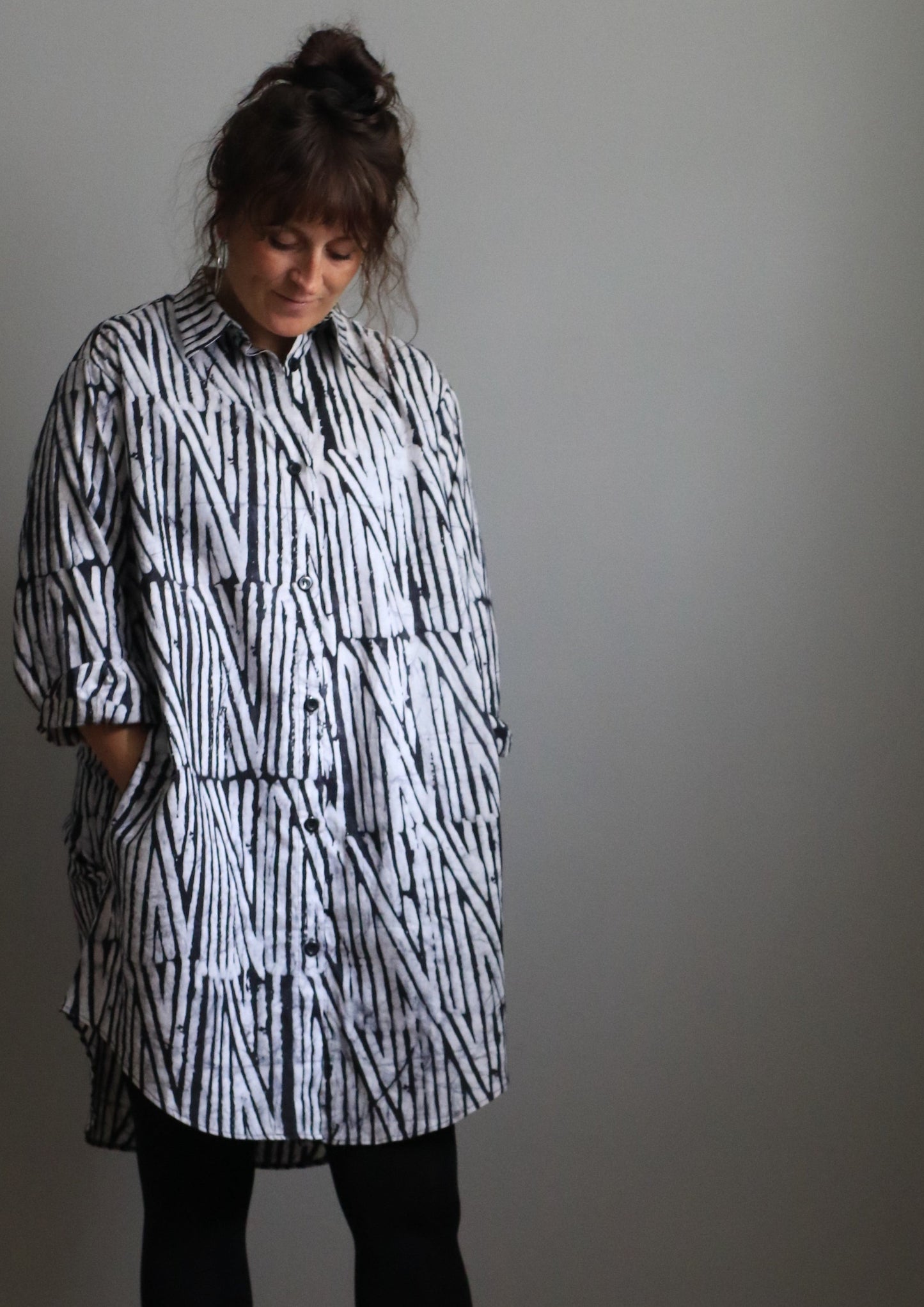 Yaa Oversized Shirt - Svart Legon